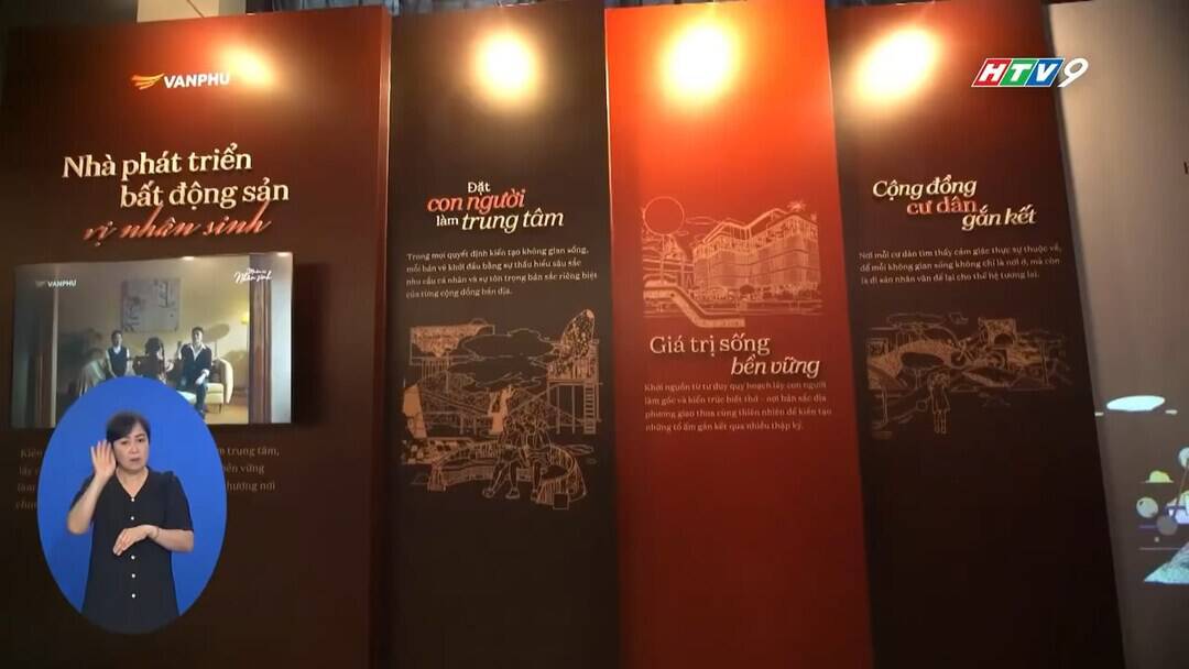 Vở nhạc kịch Tổ ấm đáng giá bao nhiêu trong khuôn khổ triển lãm Văn Phú