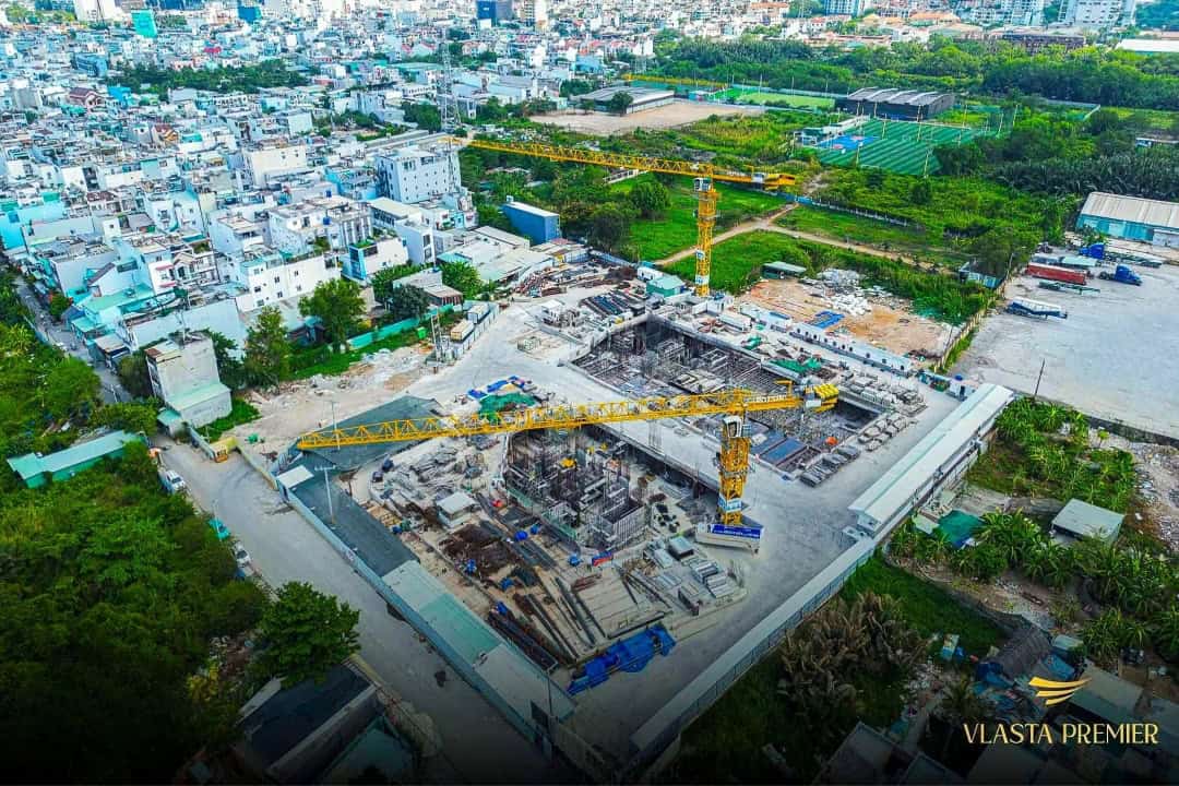 Toàn cảnh thực tế công trường dự án Vlasta Premier nhìn từ trên cao