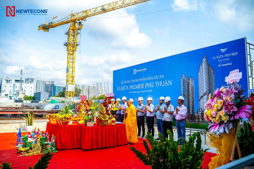 Lễ Hoàn Thành Phần Hầm Vlasta Premier Phú Thuận